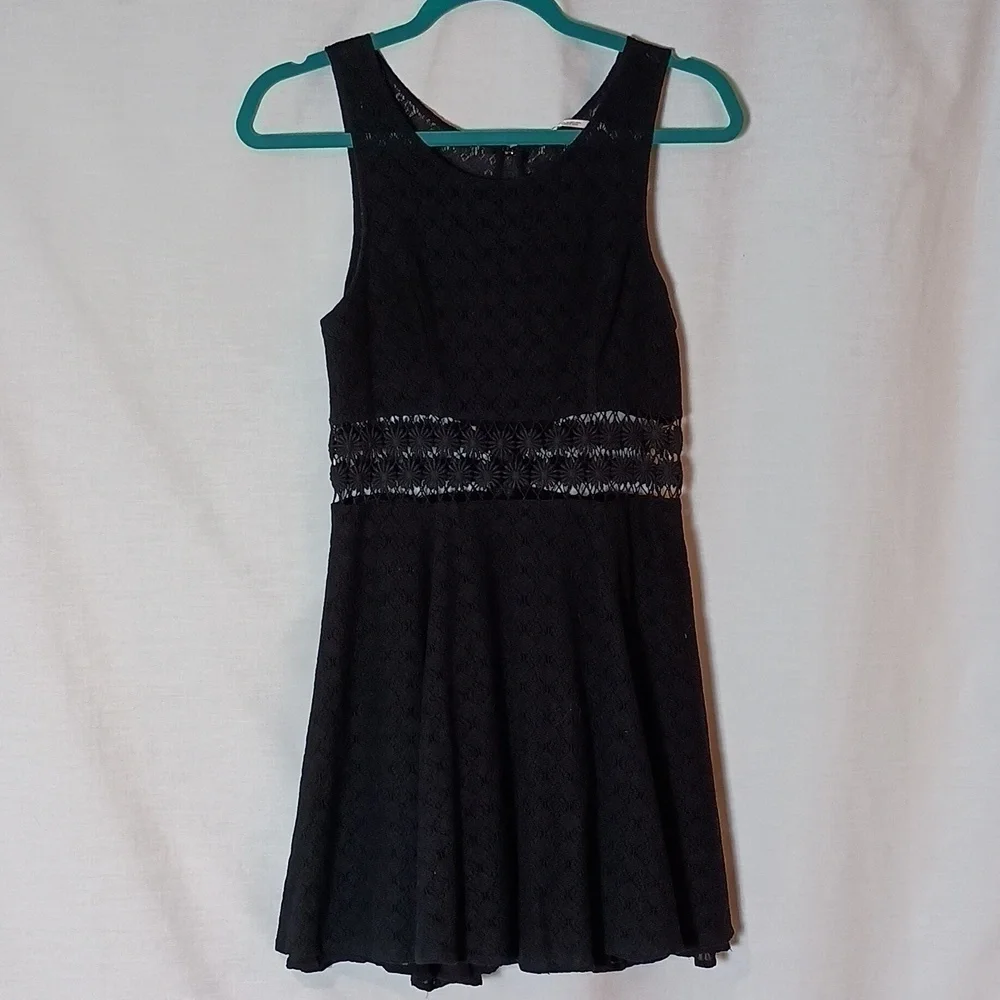 Free People Lace Daisy Cut-Out Waist Mini Dress-Size4 Swifty
